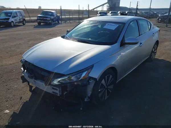 1N4BL4DV9KC125776 2019 NISSAN ALTIMA - Image 2
