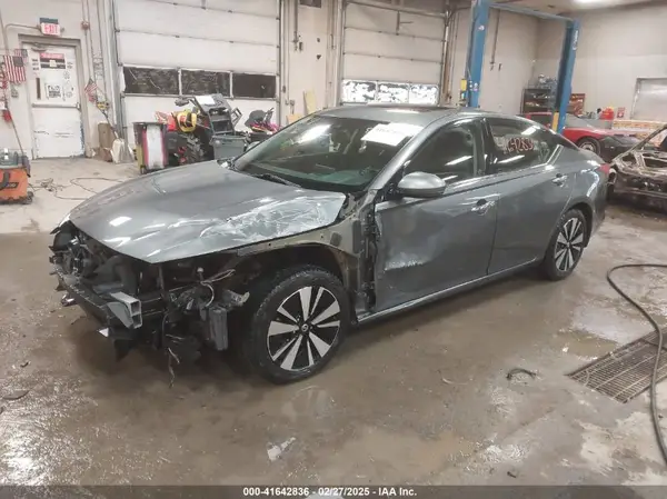 1N4BL4DV9KC129682 2019 NISSAN ALTIMA - Image 2