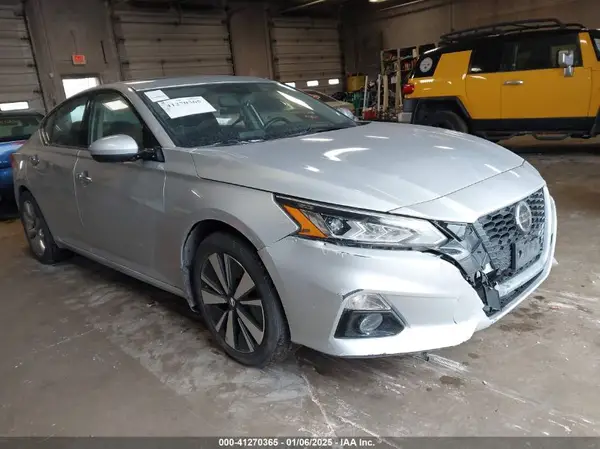 1N4BL4DV9LC135886 2020 NISSAN ALTIMA - Image 1