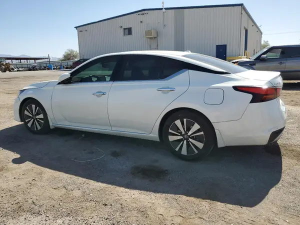 1N4BL4DV9LN319374 2020 NISSAN ALTIMA - Image 2