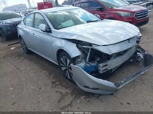 1N4BL4DV9MN324740 2021 NISSAN ALTIMA - Image 1