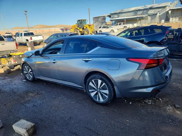 1N4BL4DV9MN331297 2021 NISSAN ALTIMA - Image 2