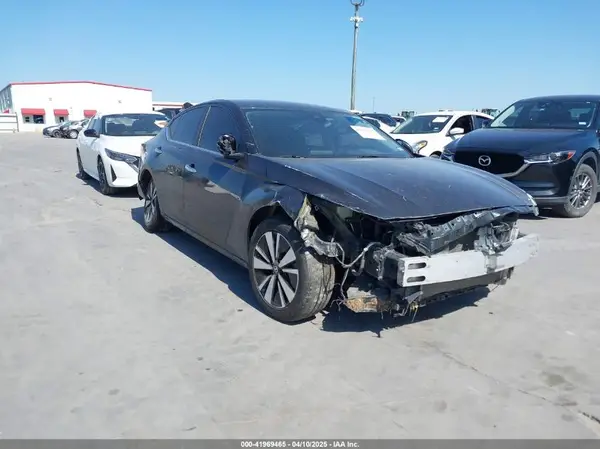 1N4BL4DV9MN335558 2021 NISSAN ALTIMA - Image 1