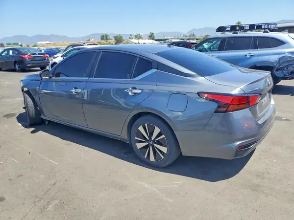 1N4BL4DV9MN338136 2021 NISSAN ALTIMA - Image 2