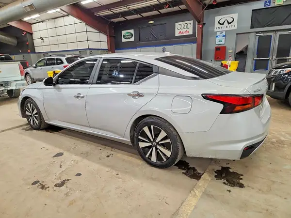 1N4BL4DV9MN343353 2021 NISSAN ALTIMA - Image 2