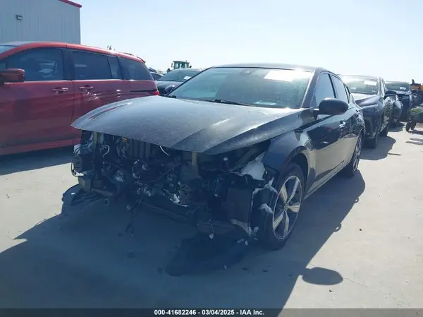 1N4BL4DV9MN354837 2021 NISSAN ALTIMA - Image 2
