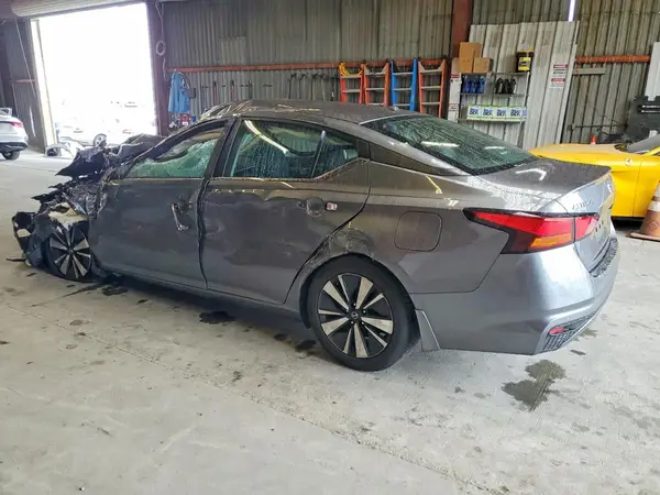 1N4BL4DV9MN387093 2021 NISSAN ALTIMA - Image 2