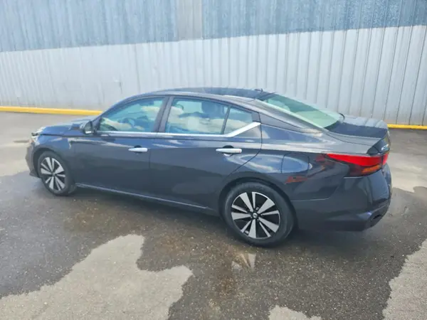 1N4BL4DV9MN392326 2021 NISSAN ALTIMA - Image 2
