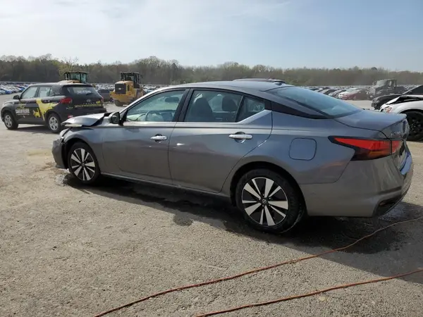 1N4BL4DV9MN417824 2021 NISSAN ALTIMA - Image 2