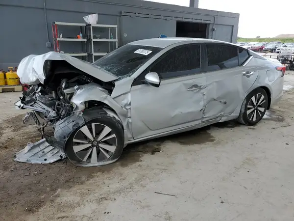 1N4BL4DV9NN351440 2022 NISSAN ALTIMA - Image 1