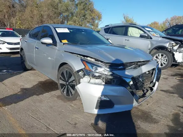 1N4BL4DV9NN380713 2022 NISSAN ALTIMA - Image 1