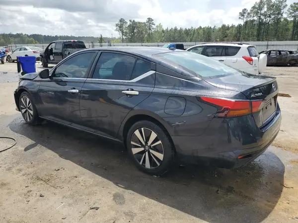 1N4BL4DV9NN384647 2022 NISSAN ALTIMA - Image 2