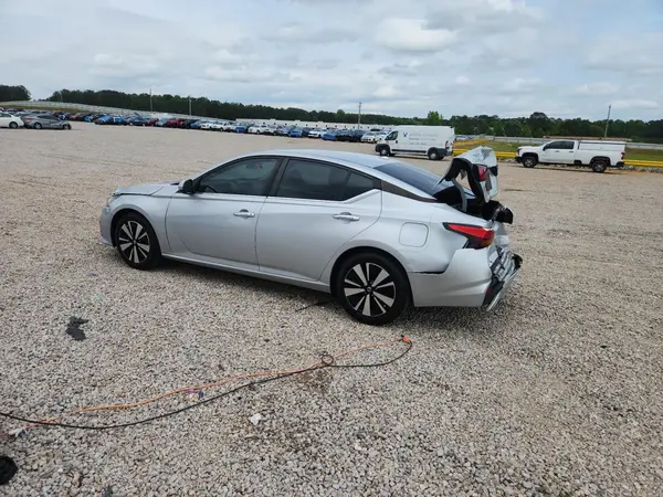 1N4BL4DV9NN387757 2022 NISSAN ALTIMA - Image 2