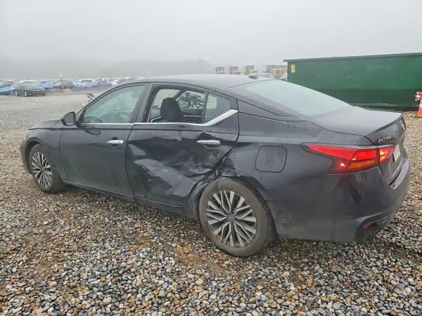 1N4BL4DV9PN312592 2023 NISSAN ALTIMA - Image 2