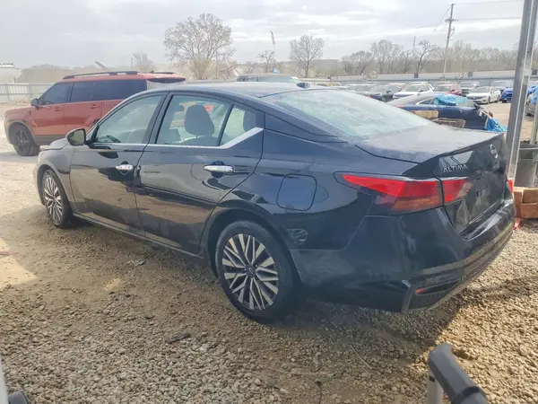 1N4BL4DV9PN316139 2023 NISSAN ALTIMA - Image 2