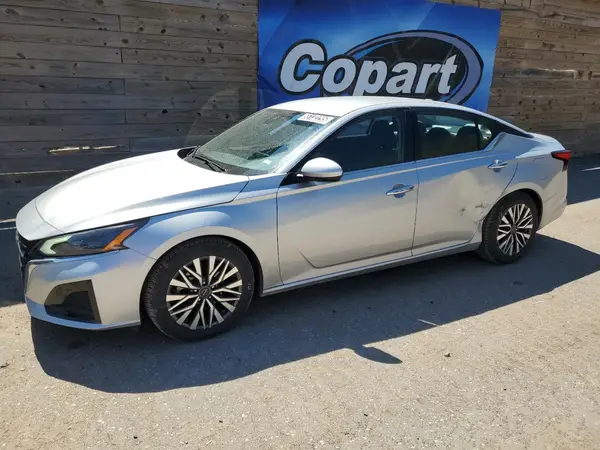 1N4BL4DV9PN322569 2023 NISSAN ALTIMA - Image 1