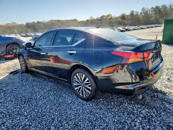 1N4BL4DV9PN323401 2023 NISSAN ALTIMA - Image 2