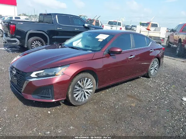 1N4BL4DV9PN324581 2023 NISSAN ALTIMA - Image 2