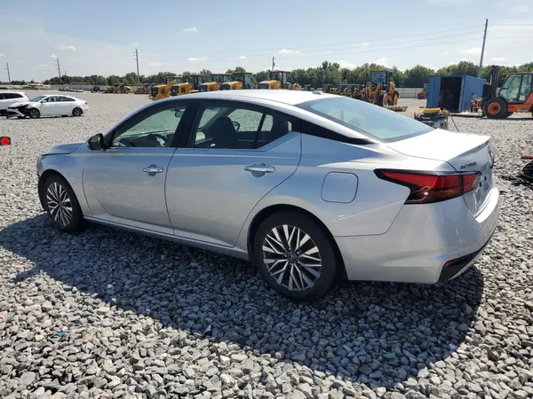 1N4BL4DV9PN328887 2023 NISSAN ALTIMA - Image 2