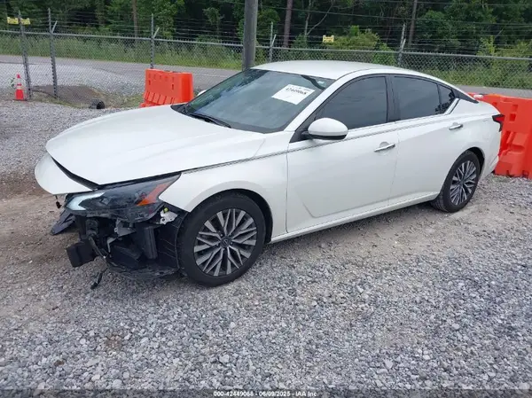 1N4BL4DV9PN342398 2023 NISSAN ALTIMA - Image 2