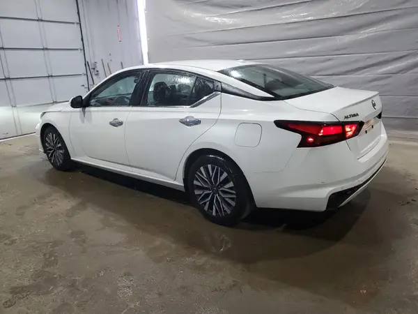 1N4BL4DV9PN343146 2023 NISSAN ALTIMA - Image 2