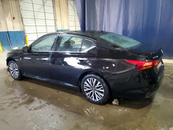 1N4BL4DV9PN347195 2023 NISSAN ALTIMA - Image 2
