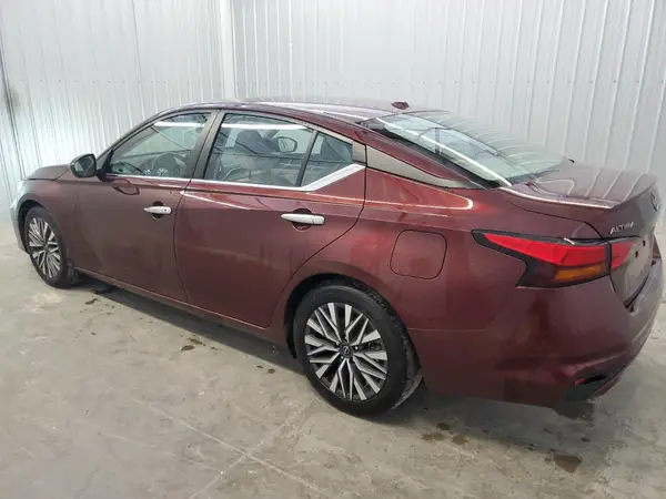 1N4BL4DV9PN352493 2023 NISSAN ALTIMA - Image 2