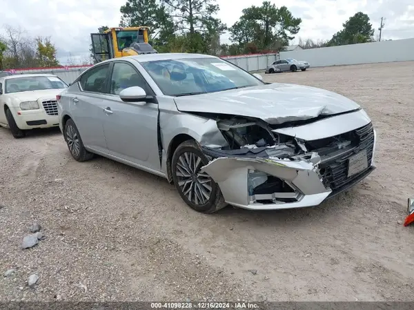 1N4BL4DV9PN354812 2023 NISSAN ALTIMA - Image 1