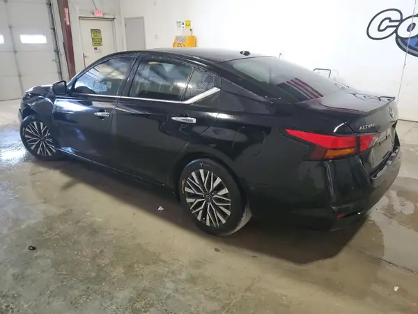1N4BL4DV9PN355068 2023 NISSAN ALTIMA - Image 2
