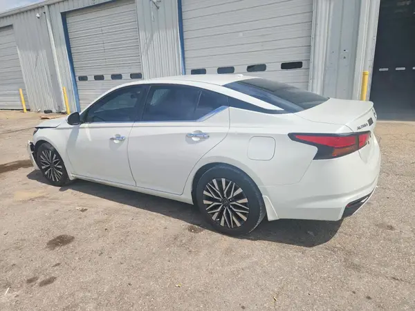 1N4BL4DV9PN371707 2023 NISSAN ALTIMA - Image 2