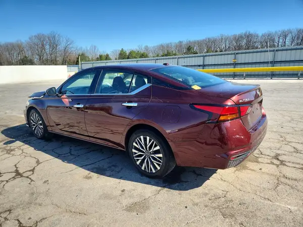 1N4BL4DV9PN373019 2023 NISSAN ALTIMA - Image 2