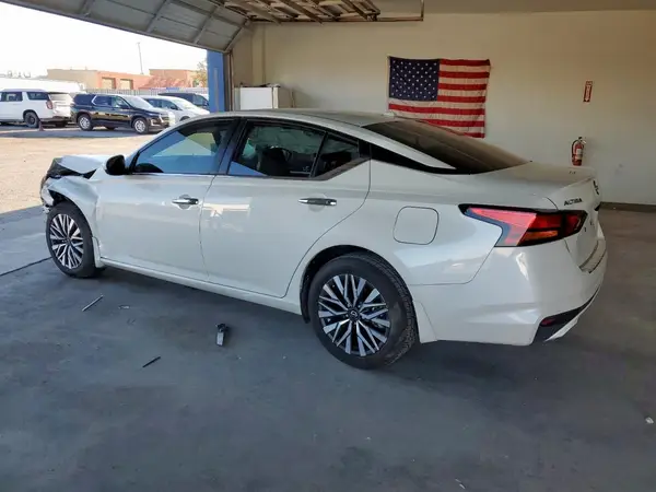 1N4BL4DV9PN389270 2023 NISSAN ALTIMA - Image 2