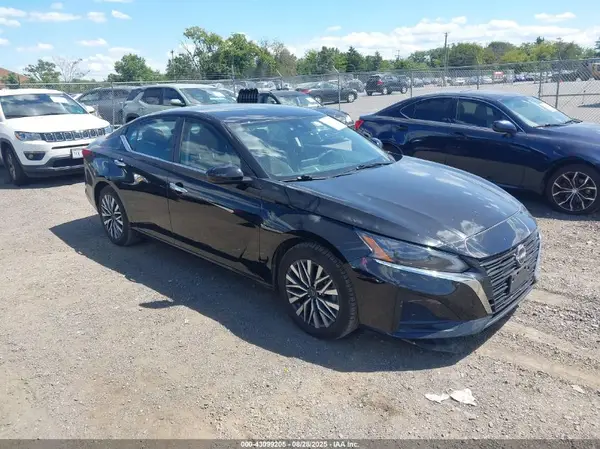 1N4BL4DV9PN389480 2023 NISSAN ALTIMA - Image 1