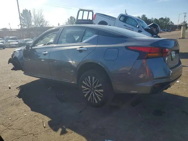 1N4BL4DV9PN390595 2023 NISSAN ALTIMA - Image 2