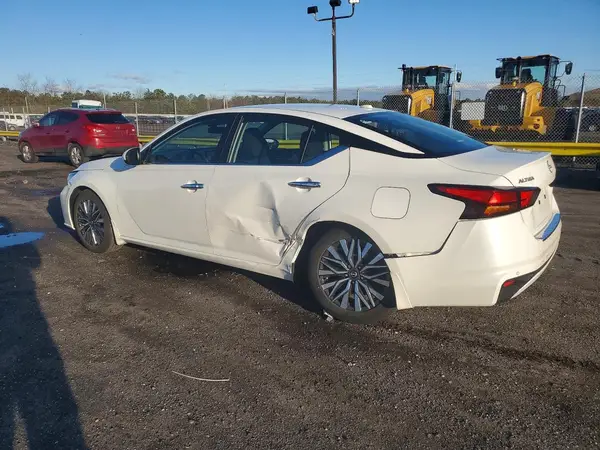 1N4BL4DV9PN414233 2023 NISSAN ALTIMA - Image 2