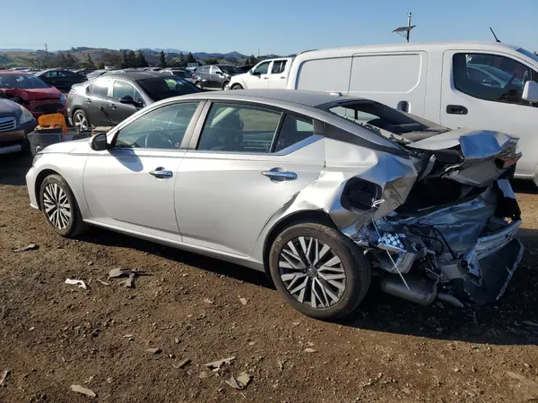 1N4BL4DV9PN424941 2023 NISSAN ALTIMA - Image 2