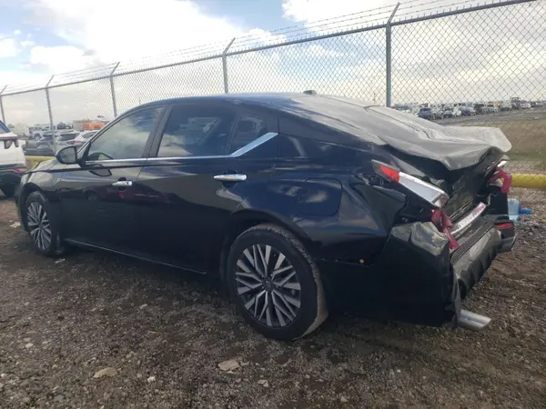 1N4BL4DV9PN426219 2023 NISSAN ALTIMA - Image 2