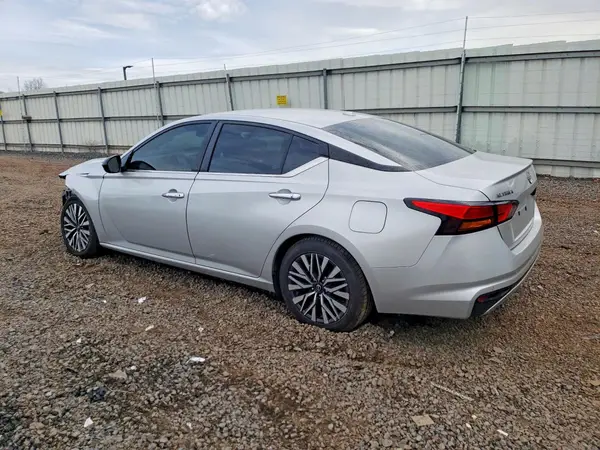 1N4BL4DV9RN301823 2024 NISSAN ALTIMA - Image 2
