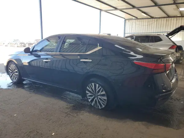 1N4BL4DV9RN305306 2024 NISSAN ALTIMA - Image 2