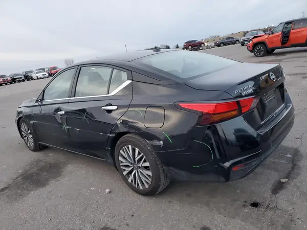 1N4BL4DV9RN306794 2024 NISSAN ALTIMA - Image 2