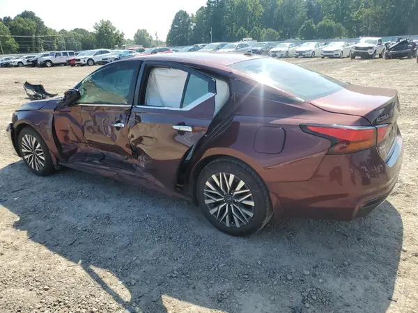 1N4BL4DV9RN314989 2024 NISSAN ALTIMA - Image 2