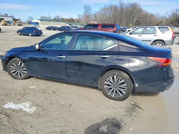 1N4BL4DV9RN323837 2024 NISSAN ALTIMA - Image 2