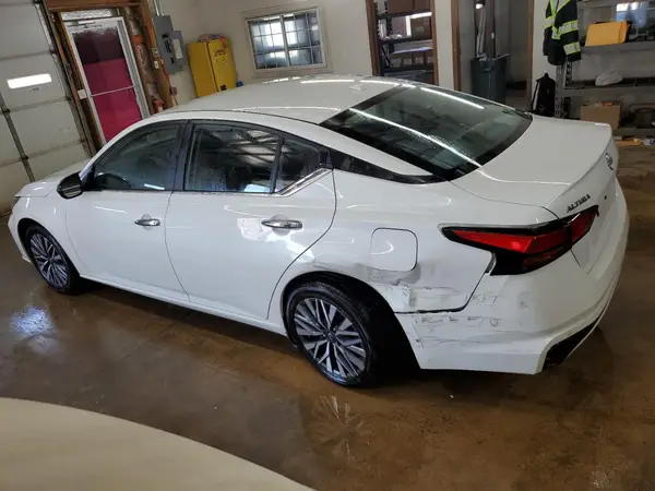 1N4BL4DV9RN326916 2024 NISSAN ALTIMA - Image 2