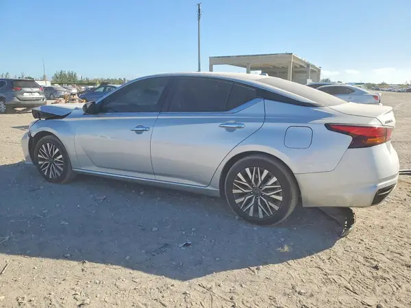 1N4BL4DV9RN327774 2024 NISSAN ALTIMA - Image 2
