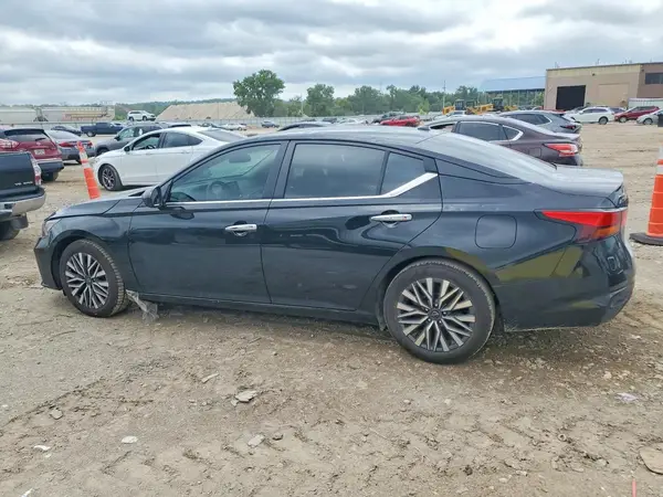 1N4BL4DV9RN342162 2024 NISSAN ALTIMA - Image 2