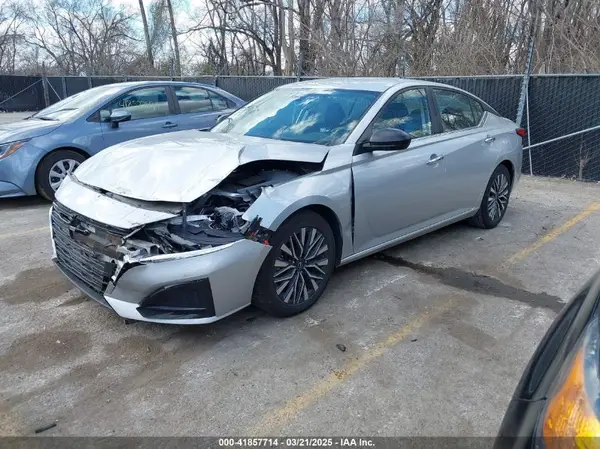 1N4BL4DV9RN347104 2024 NISSAN ALTIMA - Image 2