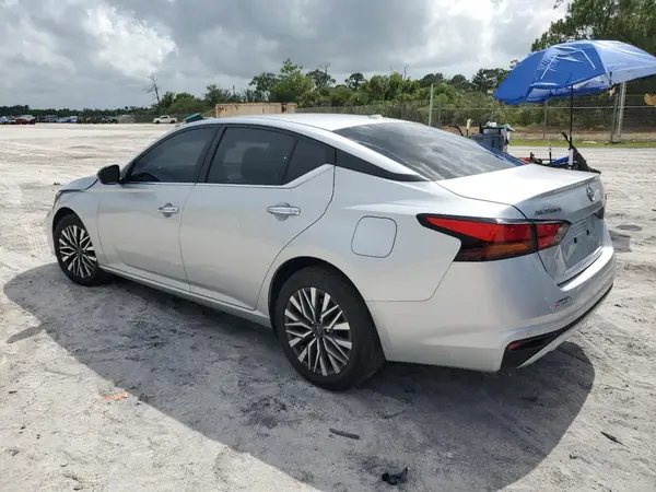 1N4BL4DV9RN354277 2024 NISSAN ALTIMA - Image 2