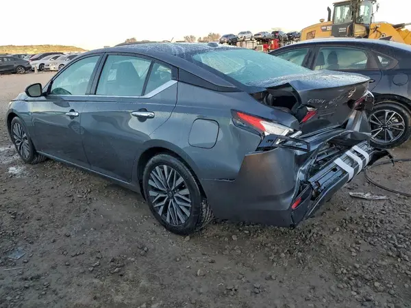 1N4BL4DV9RN355591 2024 NISSAN ALTIMA - Image 2