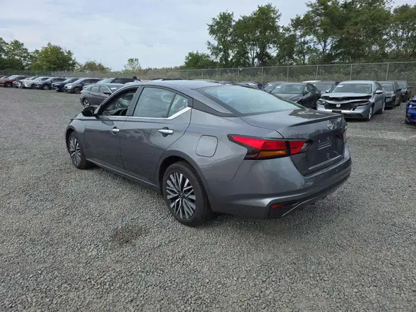 1N4BL4DV9RN369412 2024 NISSAN ALTIMA - Image 2