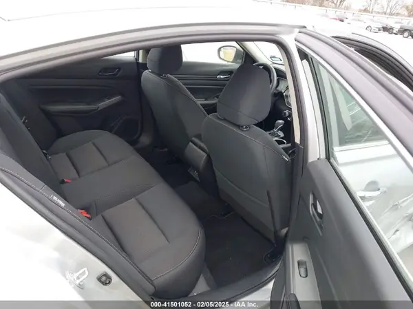 1N4BL4DV9RN375825 2024 NISSAN ALTIMA - Image 8